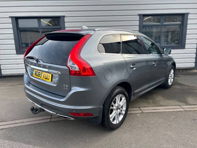 2016 Volvo XC60 2.4 D5 [220] SE Lux Nav 5dr AWD Geartronic