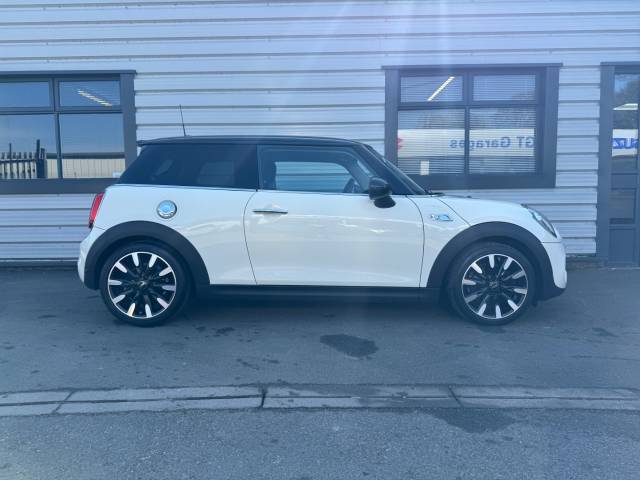 2019 Mini Hatchback 2.0 Cooper S Exclusive II 3dr