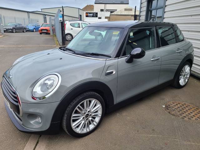 2017 Mini Hatchback 1.5 Cooper 5dr