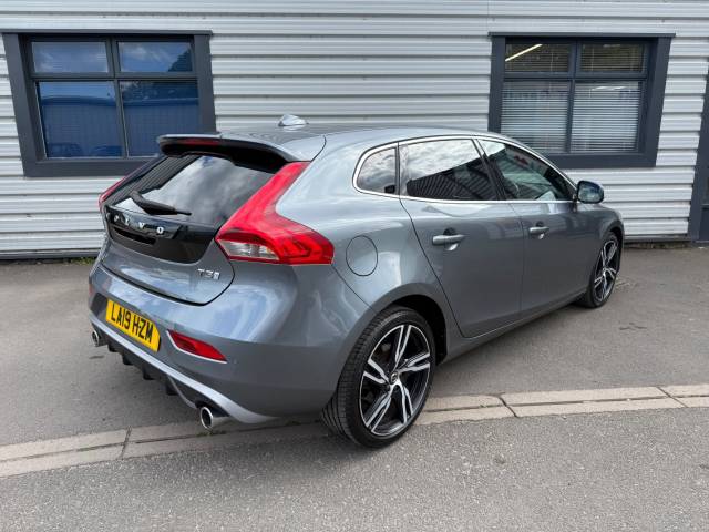 2019 Volvo V40 1.5 T3 [152] R DESIGN Edition 5dr Geartronic