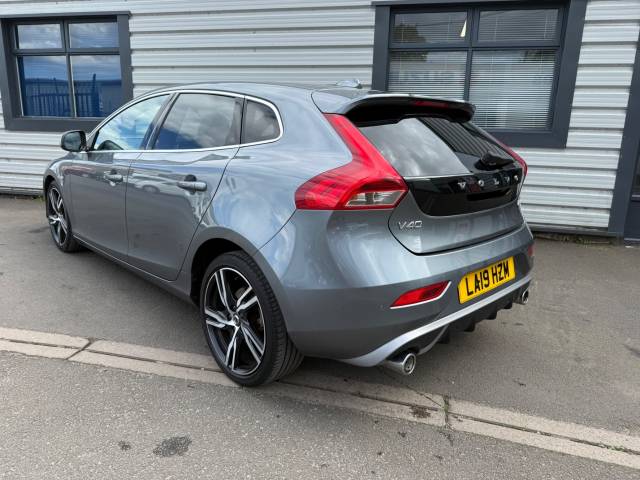 2019 Volvo V40 1.5 T3 [152] R DESIGN Edition 5dr Geartronic