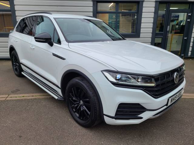 Volkswagen Touareg 3.0 V6 TDI 4Motion SEL 5dr Tip Auto Estate Diesel White
