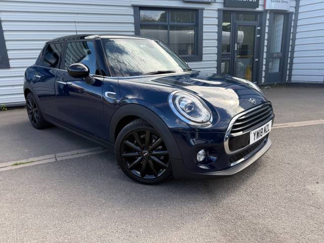 Mini Hatchback 1.5 Cooper II 5dr Auto Hatchback Petrol Blue