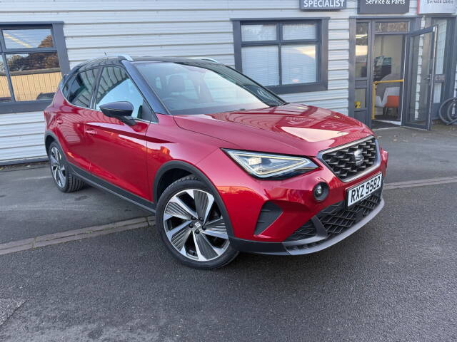 SEAT Arona 1.0 TSI 110 FR Edition 5dr DSG Hatchback Petrol Red